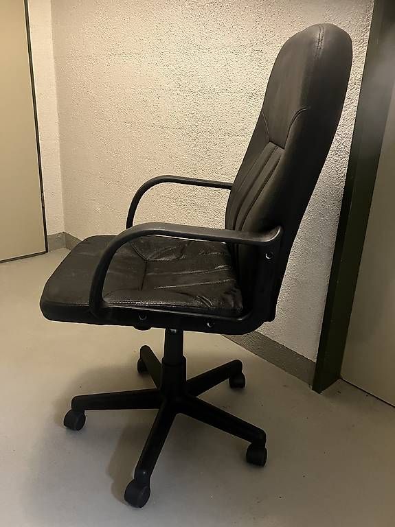 Chaises: Bürostuhl Chefsessel – D'occasion à Eschlikon TG par Urs.knopf 2
