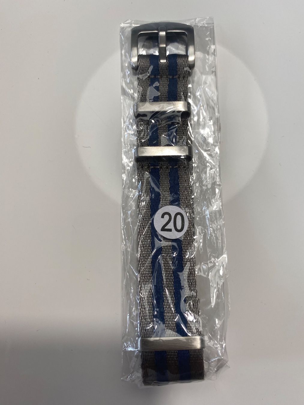Bracciali & Braccialetti: Bracelet de montre Nato – Nuovo (secondo la descrizione) da Bottens venduto da 2Lens