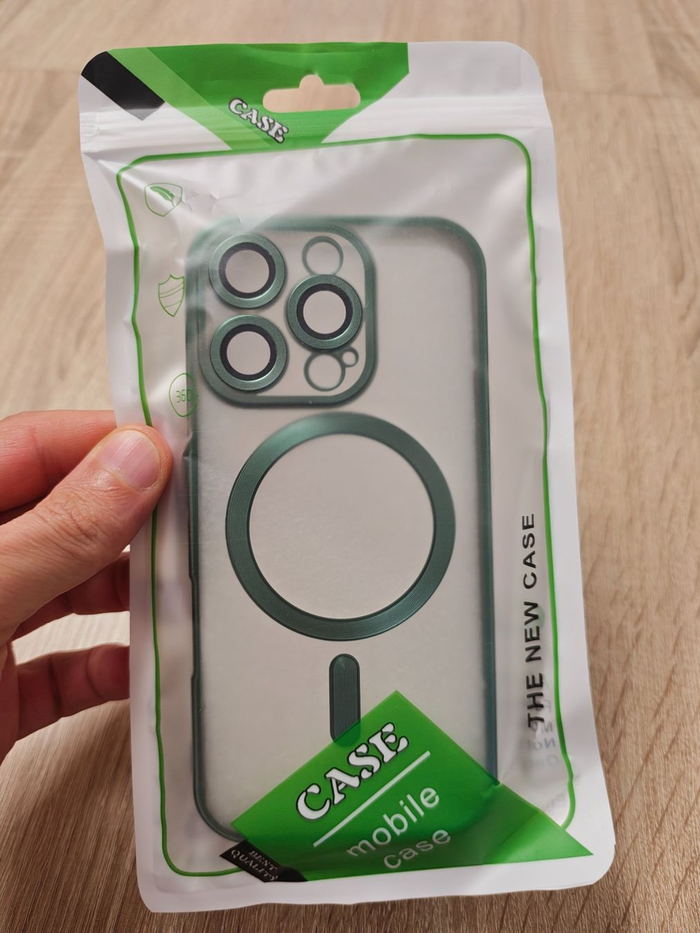 Apple Cover & Protezioni schermo: iPhone 16pro Silikonhülle - transparent/grün – Nuovo e nell'imballaggio originale da St. Antoni venduto da Animalisch