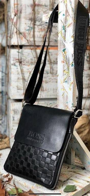 Taschen: Hugo boss – Neu und originalverpackt aus Rüdtligen von Kawasaki11