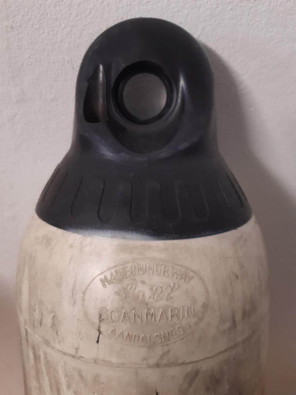 Alle Werkzeuge: Scanmarin boat fender 8"x22" – Gebraucht aus Verscio von giamma1985 1