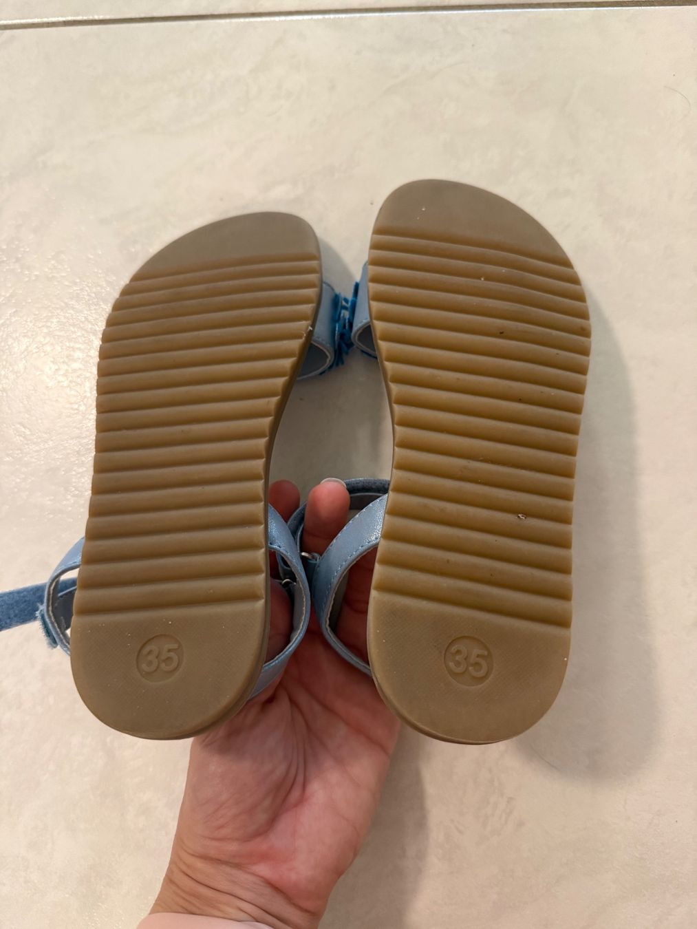 Graceland Schuhe für Mädchen: Sandale Graceland  hellblau Grösse 35 – Gebraucht aus Pfäffikon SZ von Syndrome379 4