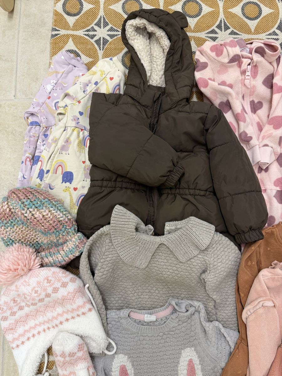 Lotti & Set di vestiti: Mädchen Kleiderpaket Grösse 86 Winter – Usato da Oberrohrdorf venduto da Rgf_b21 2