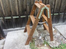 Kleine Holzbockleiter