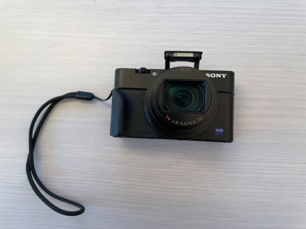 SONY RX100 II Kompaktkamera Mit Schutzhülle Und Speicherkart (Gebraucht) In Ermatingen Für CHF