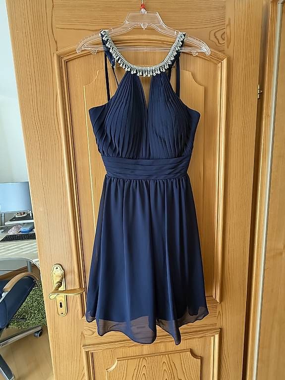 Robes: Kleid dunkelblau – Neuf (Voir description) à Vaduz par Christina_97