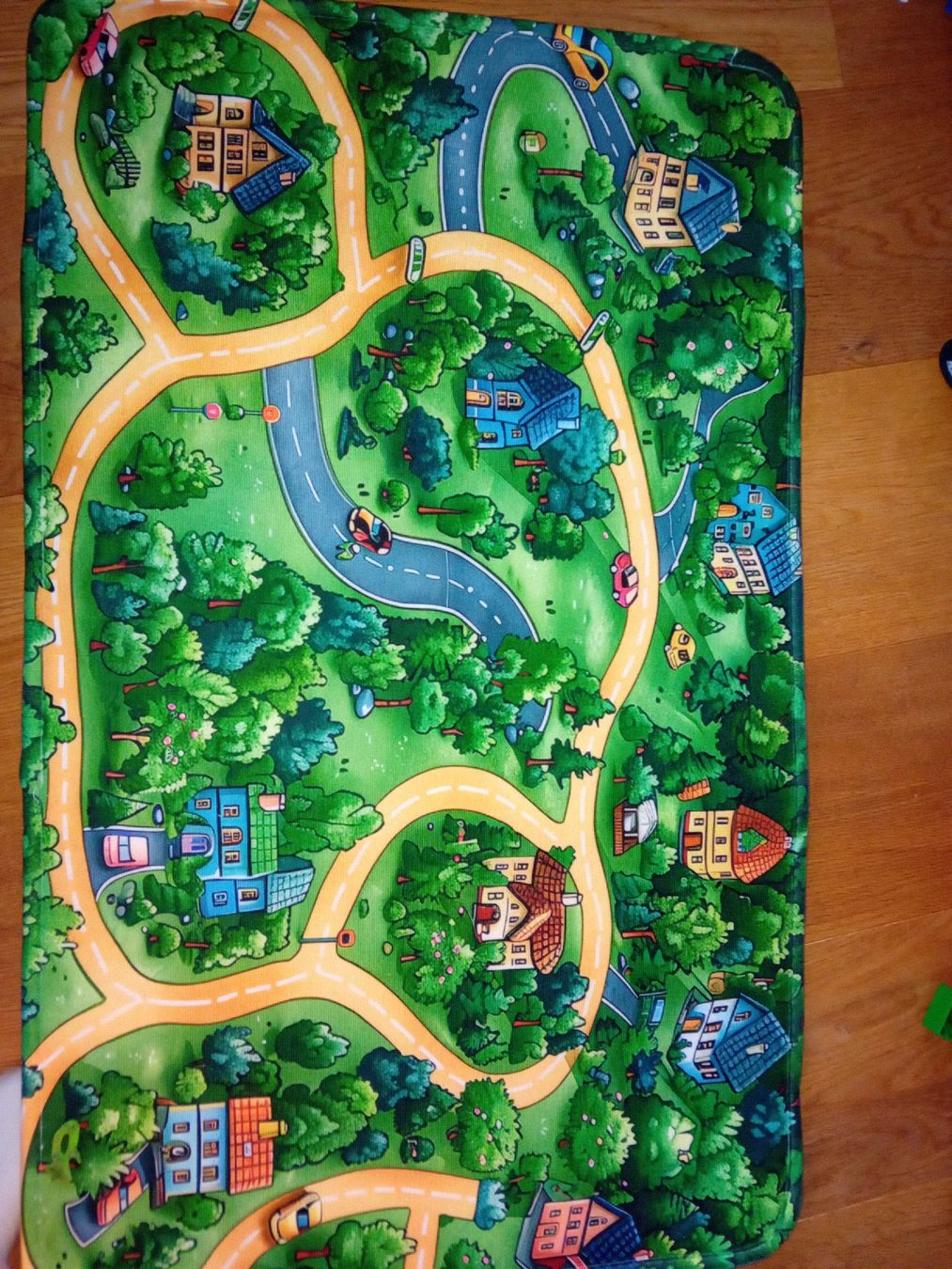 Tappeti: Spielteppich Strasse Häuser Wald – Nuovo (secondo la descrizione) da Rothenthurm venduto da MasseyFerguson1150