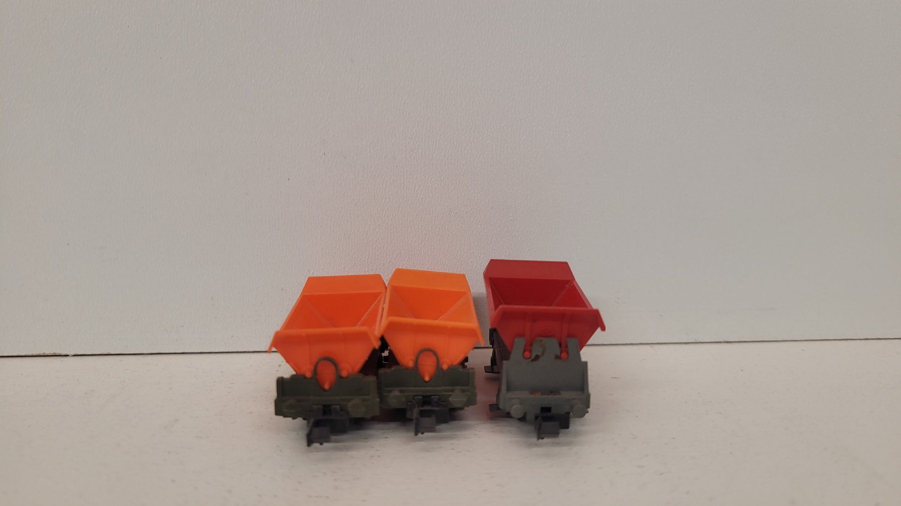 Piko Modellini di ferrovie: Spur N Arnold 4480 Kipplore Schotterwagen – Usato da Büsserach venduto da ModellbahnDepot 7