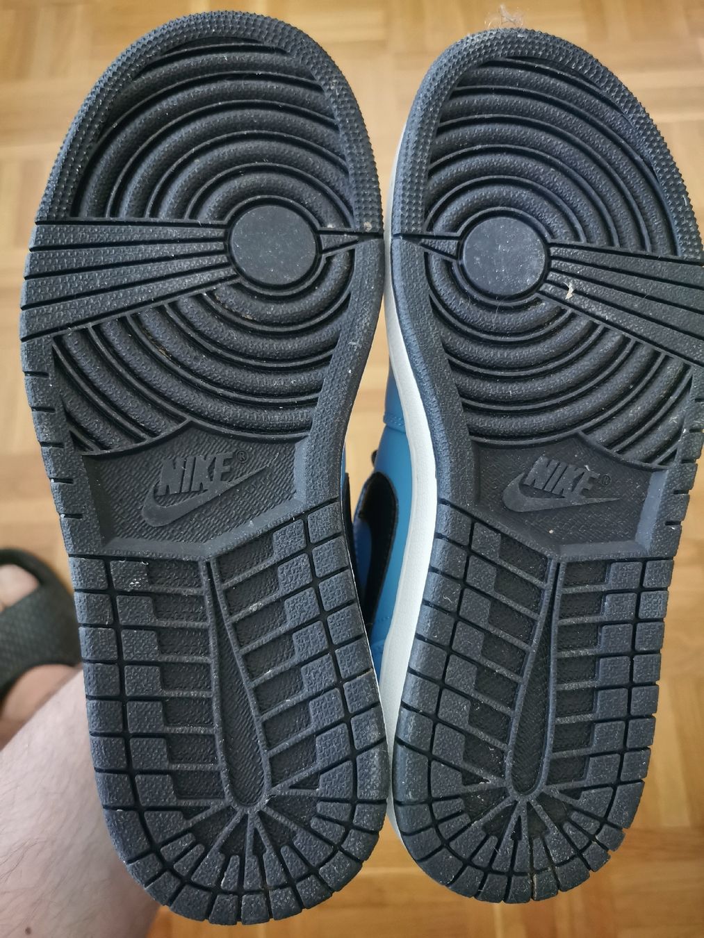 Jordan Herrenschuhe: Jordan University low blue 38.5 – Neu (gemäss Beschreibung) aus Bern von ged_ffx9 3