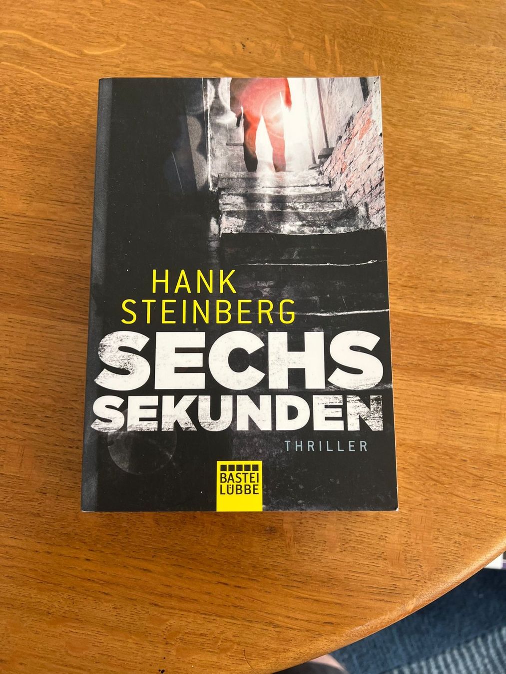 Libri: Hank Steinberg - Sechs Sekunden – Nuovo (secondo la descrizione) da Hettlingen venduto da lou_c27x