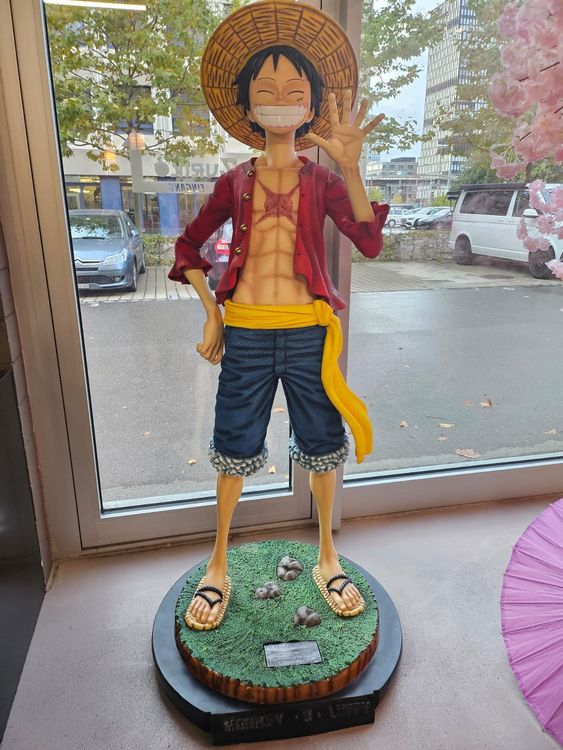Luffy Statue life size Kaufen auf Ricardo