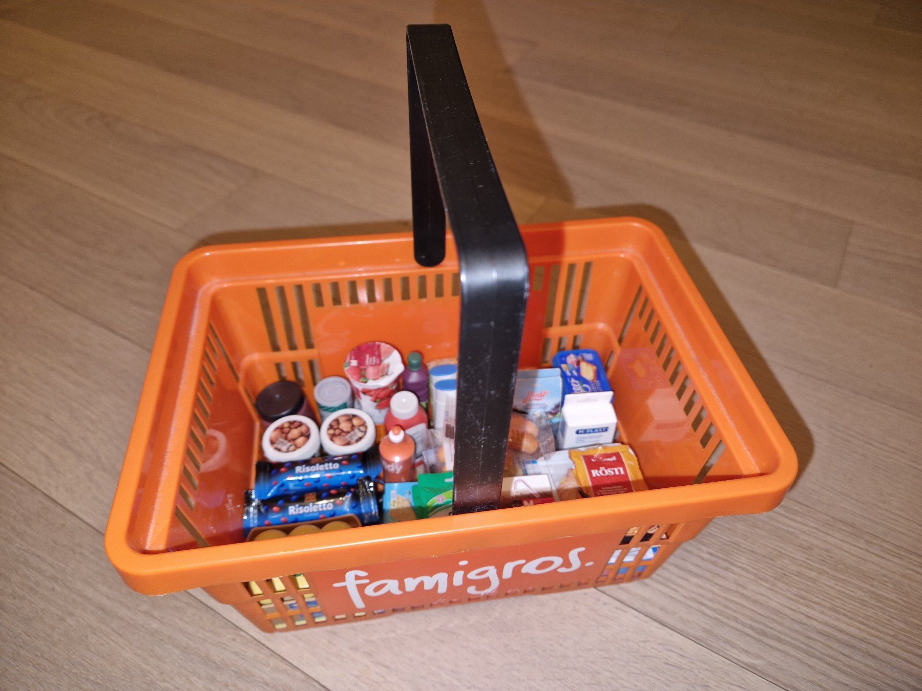 Migros Spielzeuge: Migroskörbli mit Miniaturprodukten – Gebraucht aus Sirnach von JuStaVerKauft 4