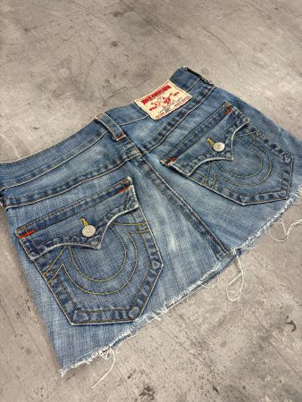 Vintage True Religion Denim Rock (L)