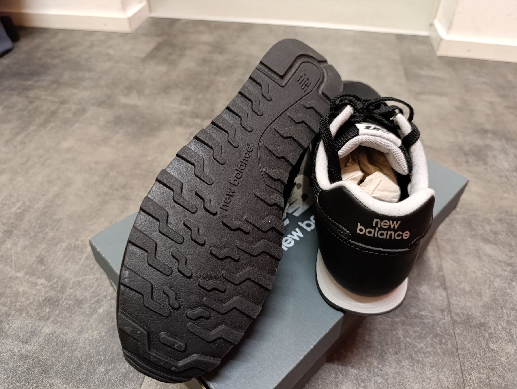 New Balance Scarpe da uomo: New Balance Sneaker ML373 – Nuovo e nell'imballaggio originale da Bern venduto da Retu1 2