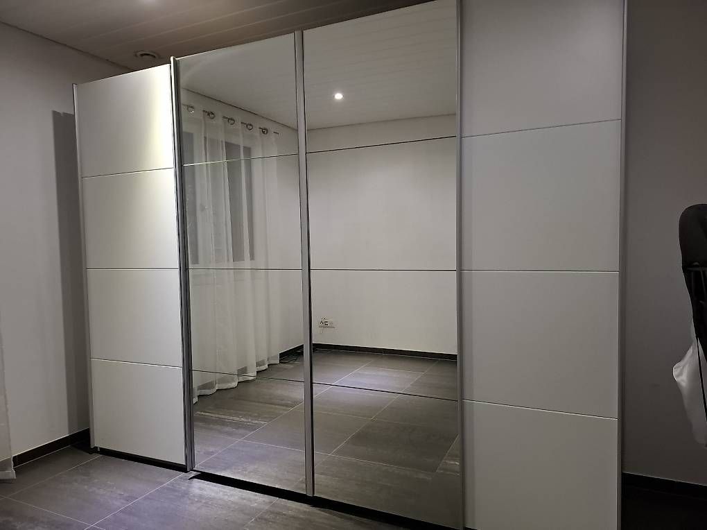 Ikea Armadi: Kleiderschrank – Usato da Hüttlingen venduto da Ideale