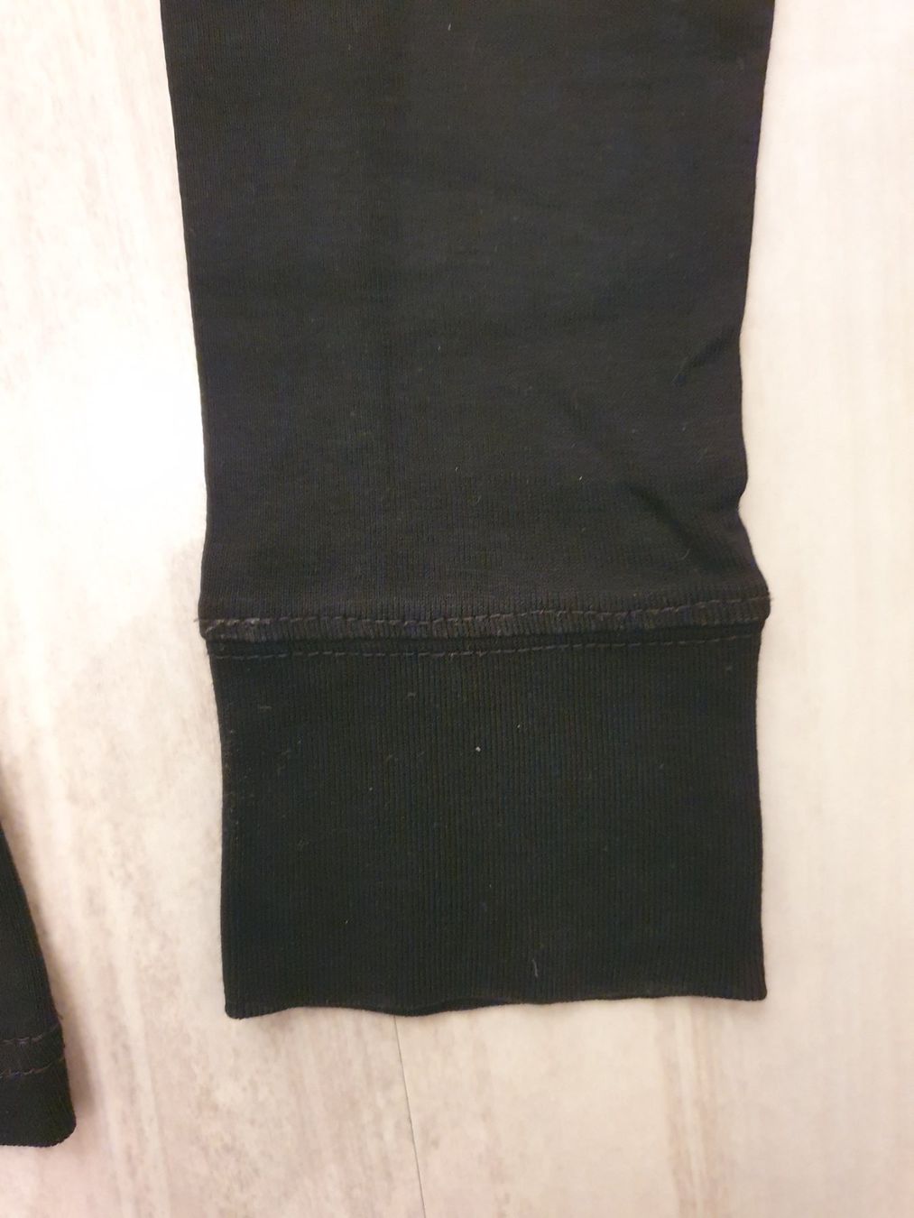 Maglioni & Felpe: Rollkragenpullover Schwarz Grösse S – Usato da Weiningen ZH venduto da jet_qh2c 2