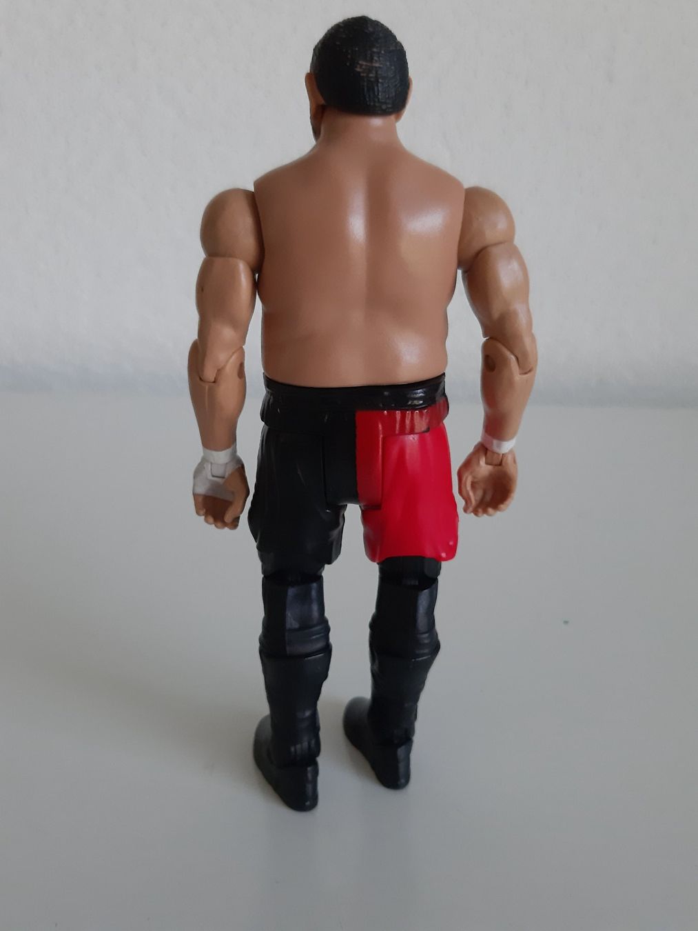 WWE Statuette: WWE Wrestling Basic Series 92 Samoa Joe Action Figure – Usato da Buchs SG venduto da Bray_Law 2