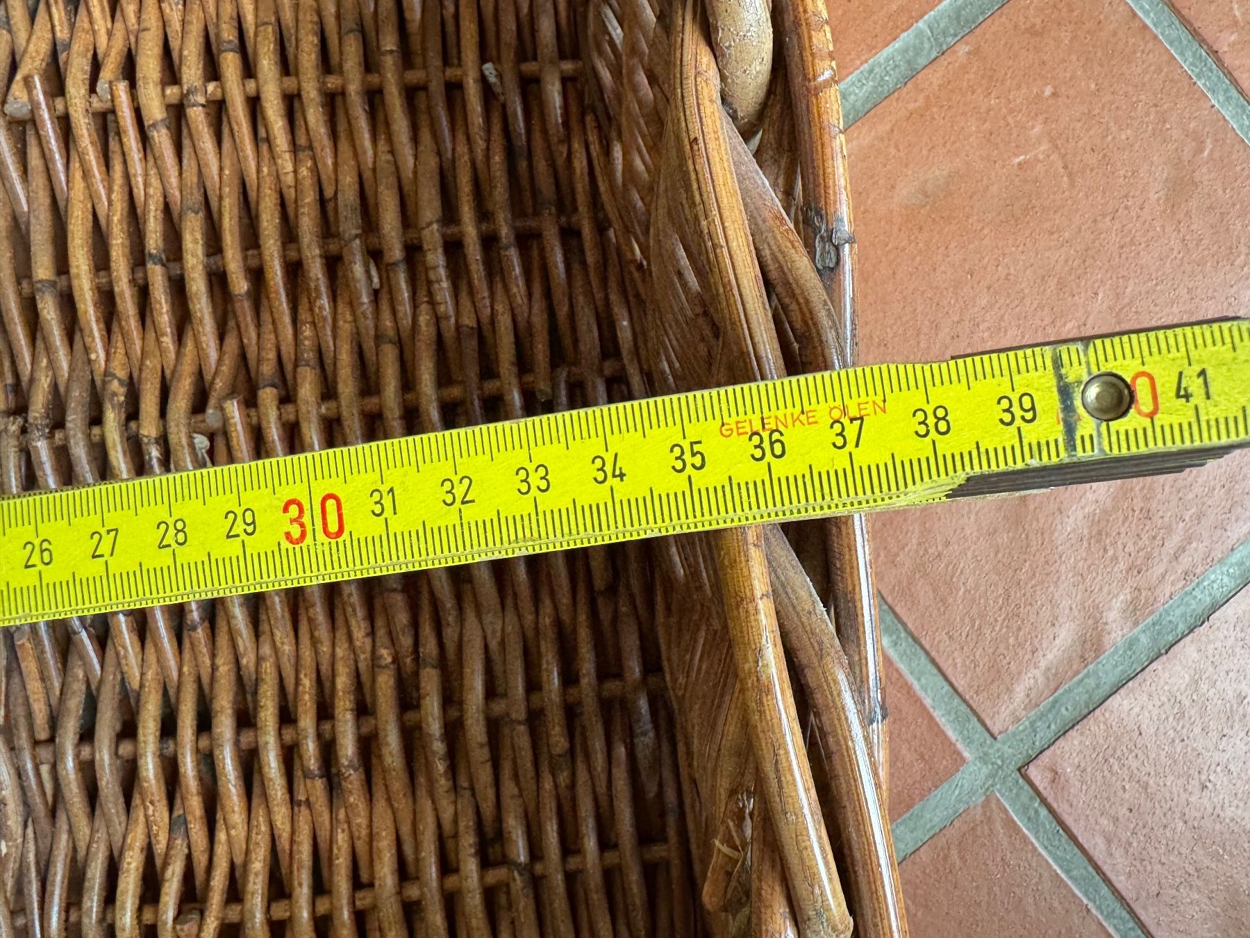 Altro per la casa: Massiver Korb aus Rattan mit Holzgriffen – Usato da Oberrohrdorf venduto da maggys15 2