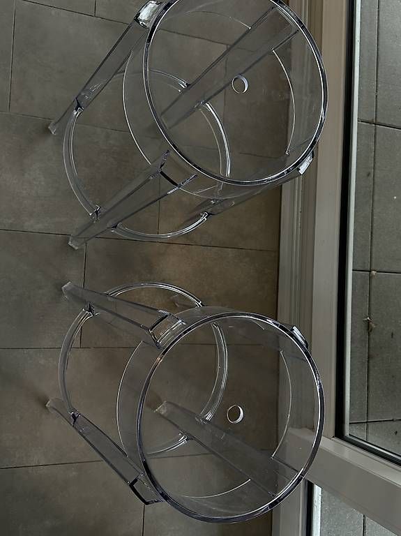 Kartell Hocker: Tabouret haut Charles Ghost by Kartell – Gebraucht aus Montpreveyres von Donlaeti25