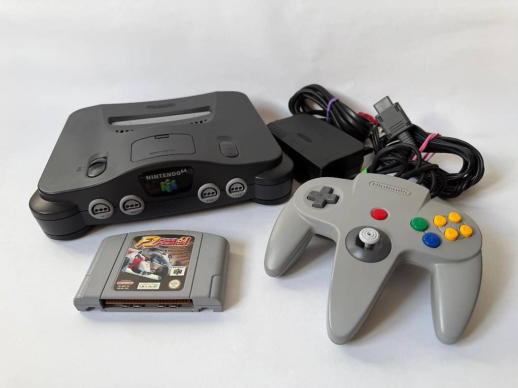Console: N64 Konsole Bundle - grauer Controller + F1 Game – Usato da Bazenheid venduto da ced_5qnv