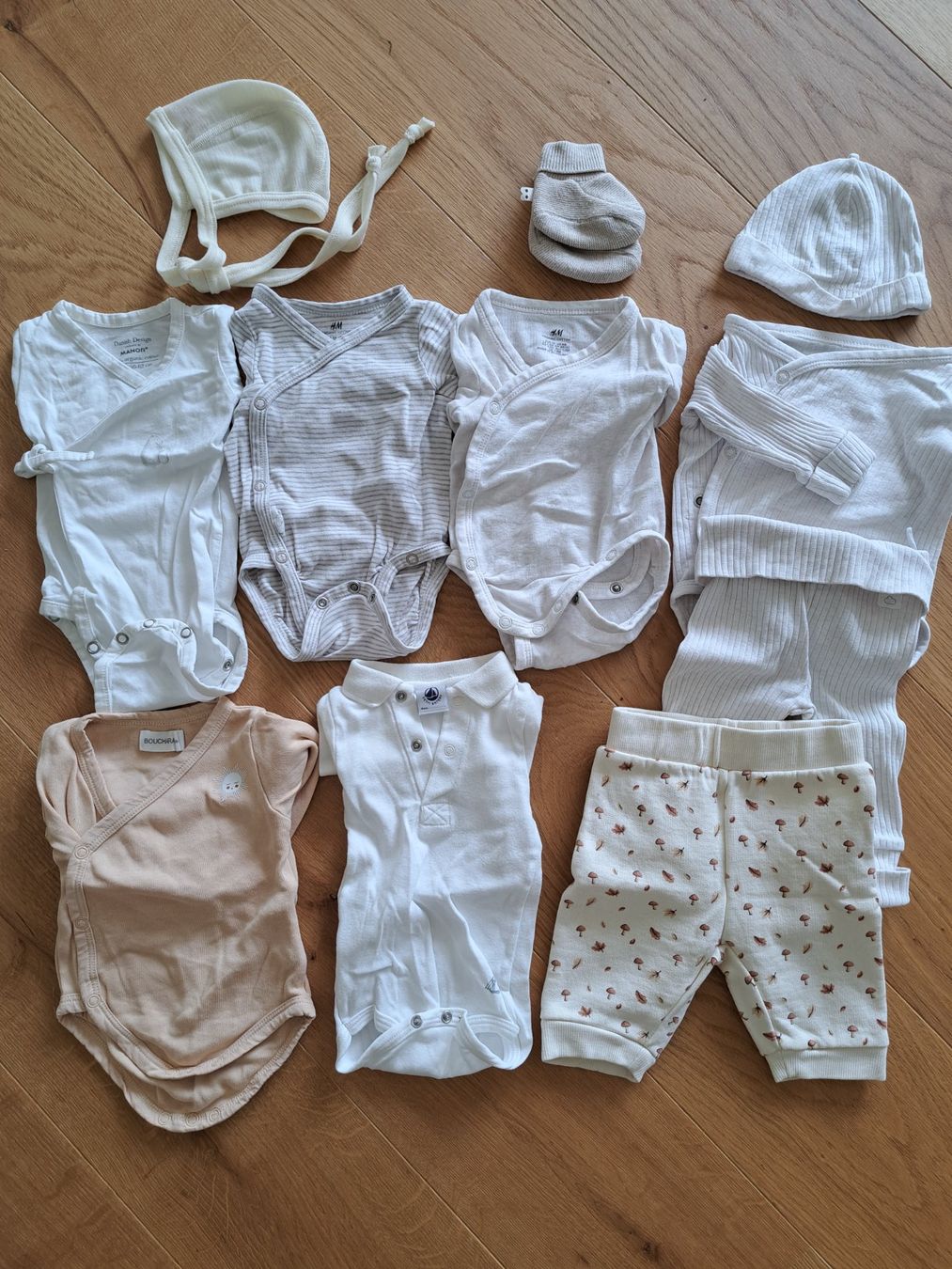 Ensembles coordonnés: Newborn Kleiderset Grösse 56 – D'occasion à Maienfeld par Bac_le