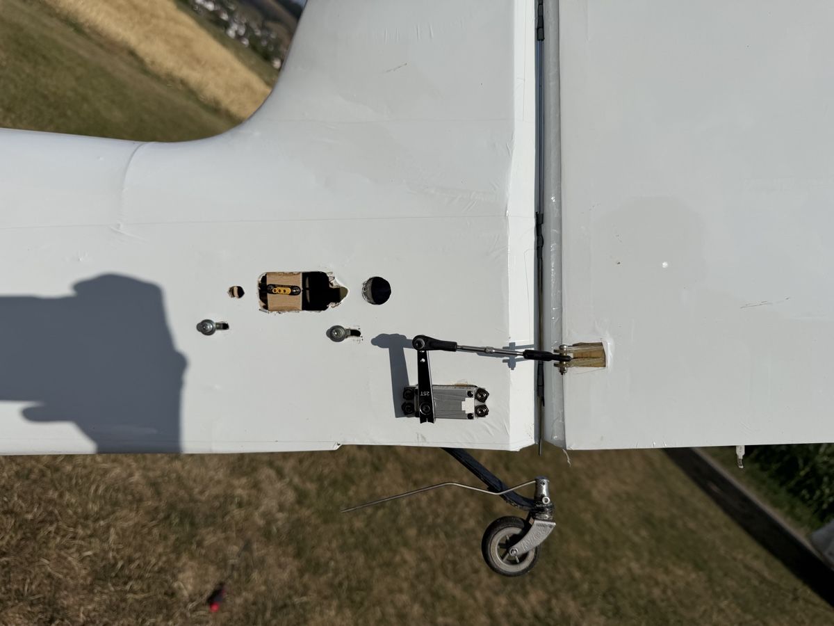 Pilot-RC RC Modellbau: Pilot RC Laser 103“  – Gebraucht aus Erlinsbach SO von Laserexp74 6