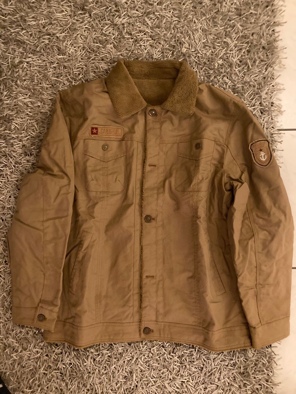 Vestes: 2 XXL Jacken wie neu – D'occasion à Wängi par Kaesli 4