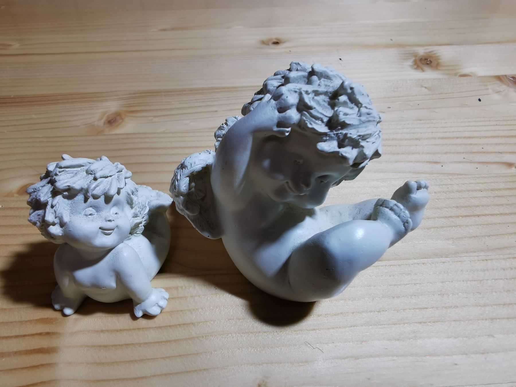 Statuette: Zwei Engel weiss sitzend – Usato da Sirnach venduto da windrad65