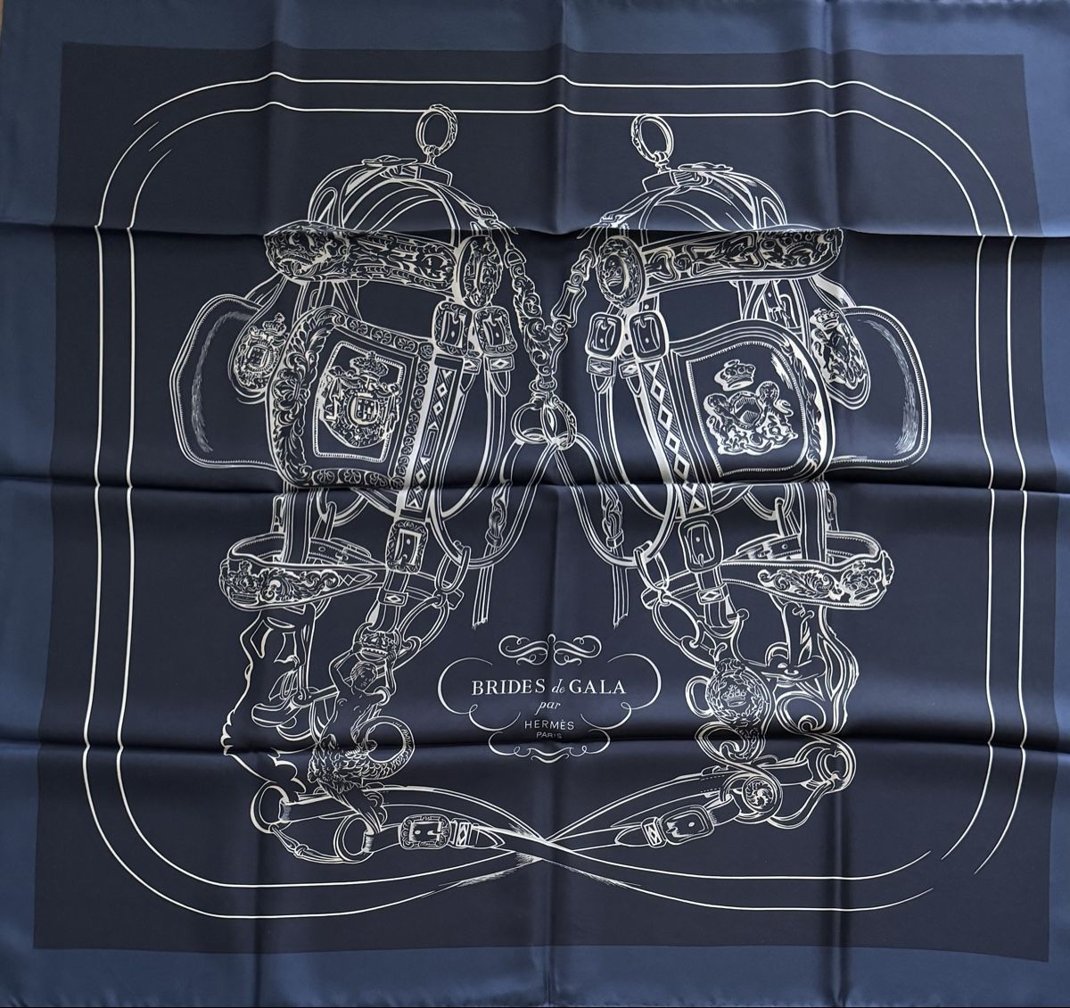 Hermès Foulard & Sciarpe: Hermès double neuf 90x90 Brides de Gala – Nuovo e nell'imballaggio originale da Genève venduto da Allisgood 2