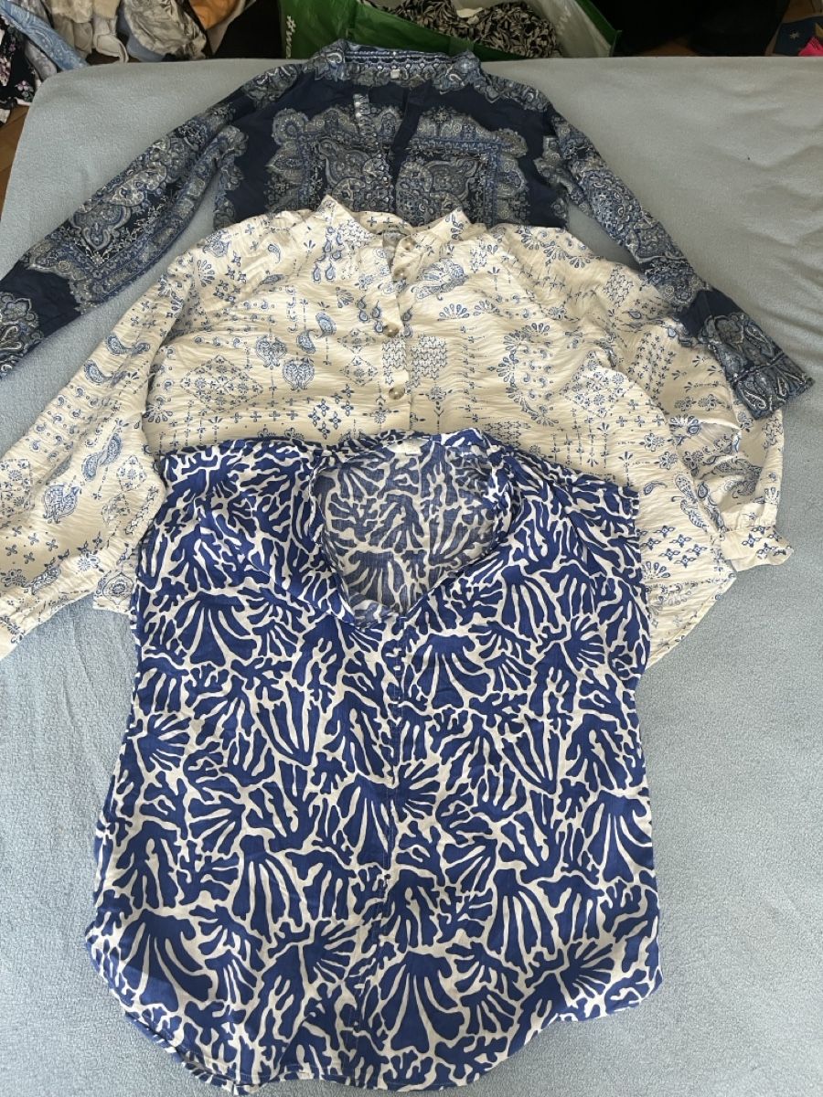 Lotti di vestiti: 3 Blusen mit Muster Damen gute Zustand – Usato da Olten venduto da sae_82z2