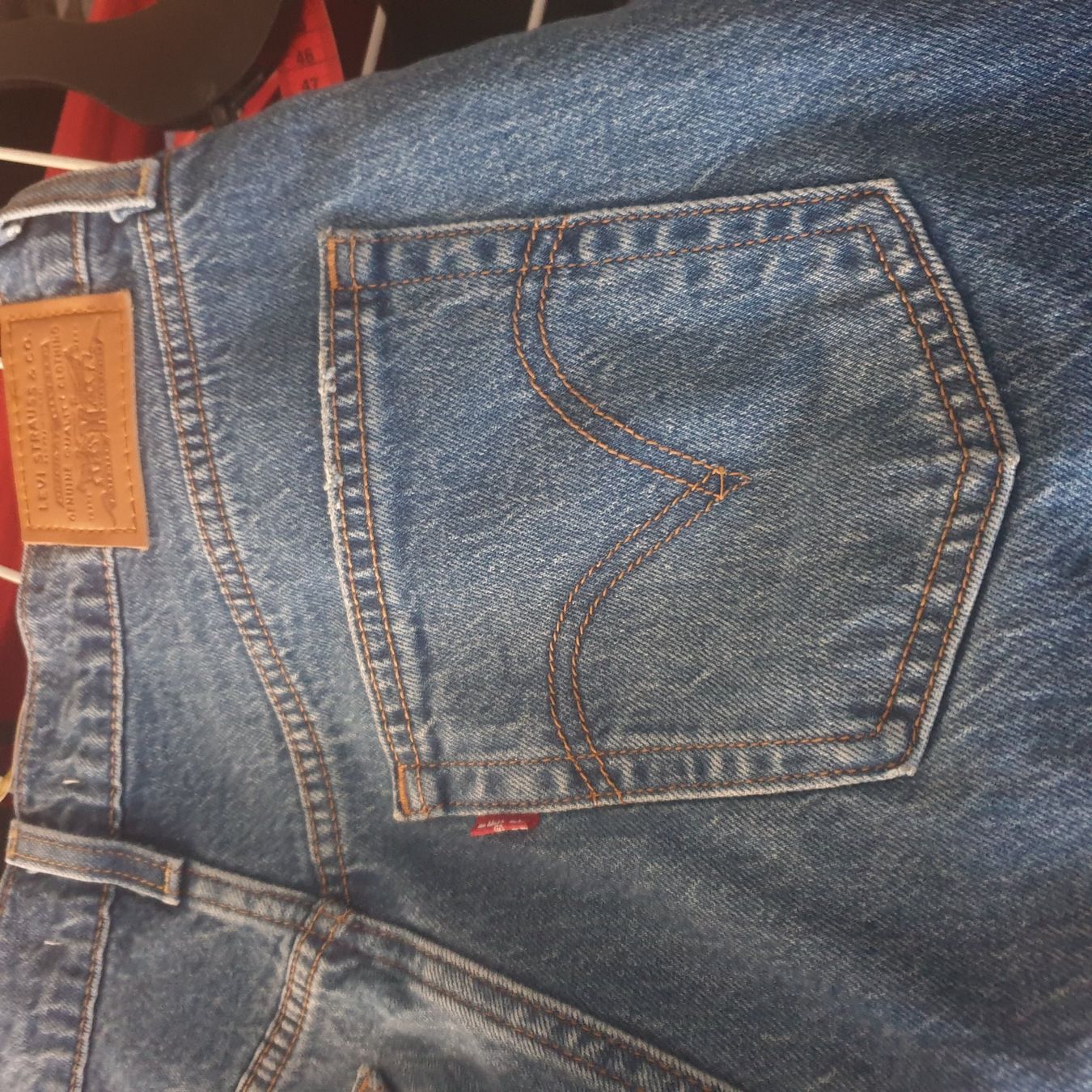 Levi's Jeans: Levi's schöne breite Jeans Gr. 31 – Nuovo (secondo la descrizione) da Frenkendorf venduto da Chrigeli01 5
