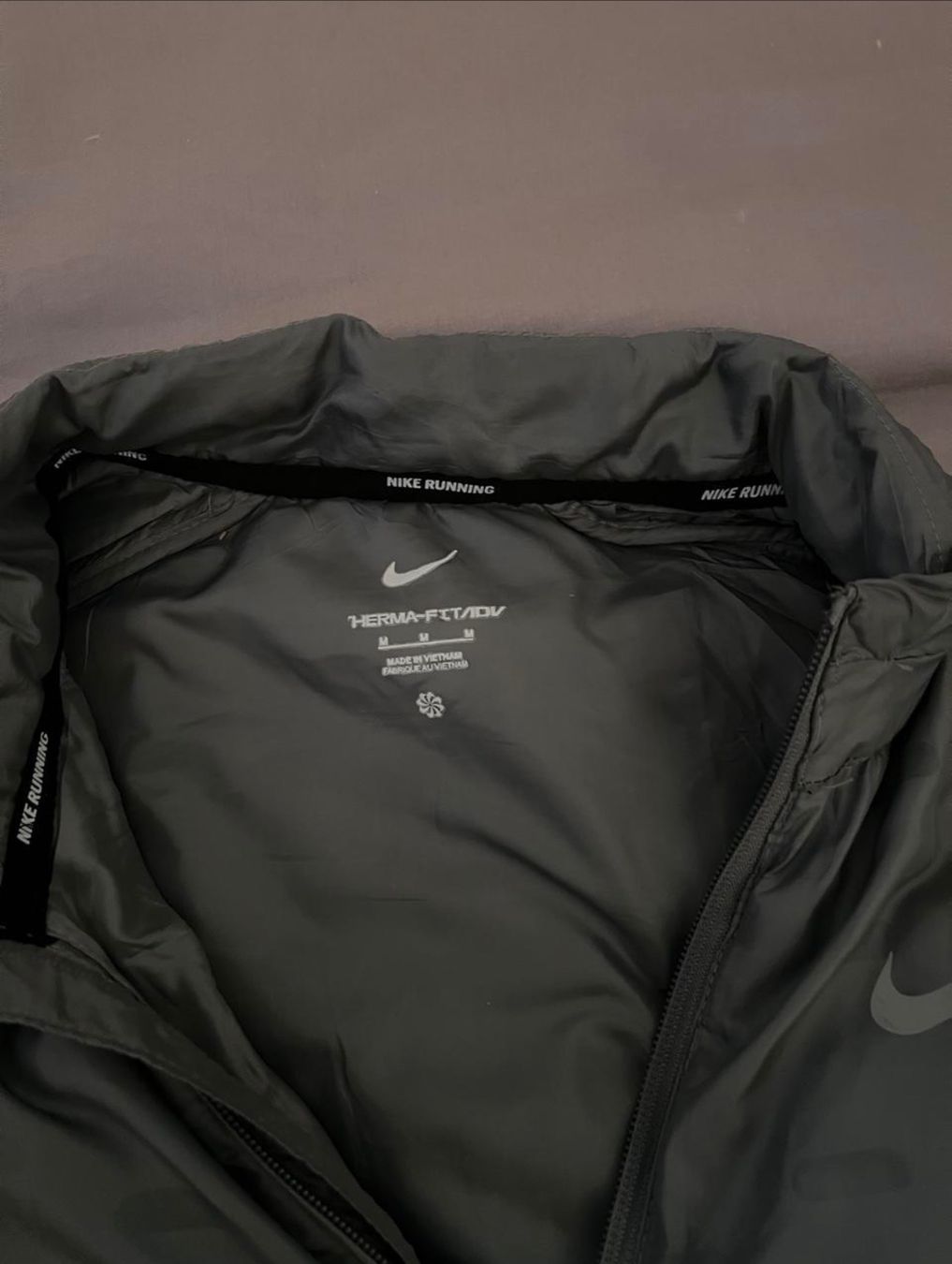 Nike Giacche: nike veste grise taille M – Usato da Genève venduto da jae_n2pn 3