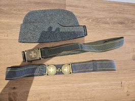Uniform Hut und 2x Gurt