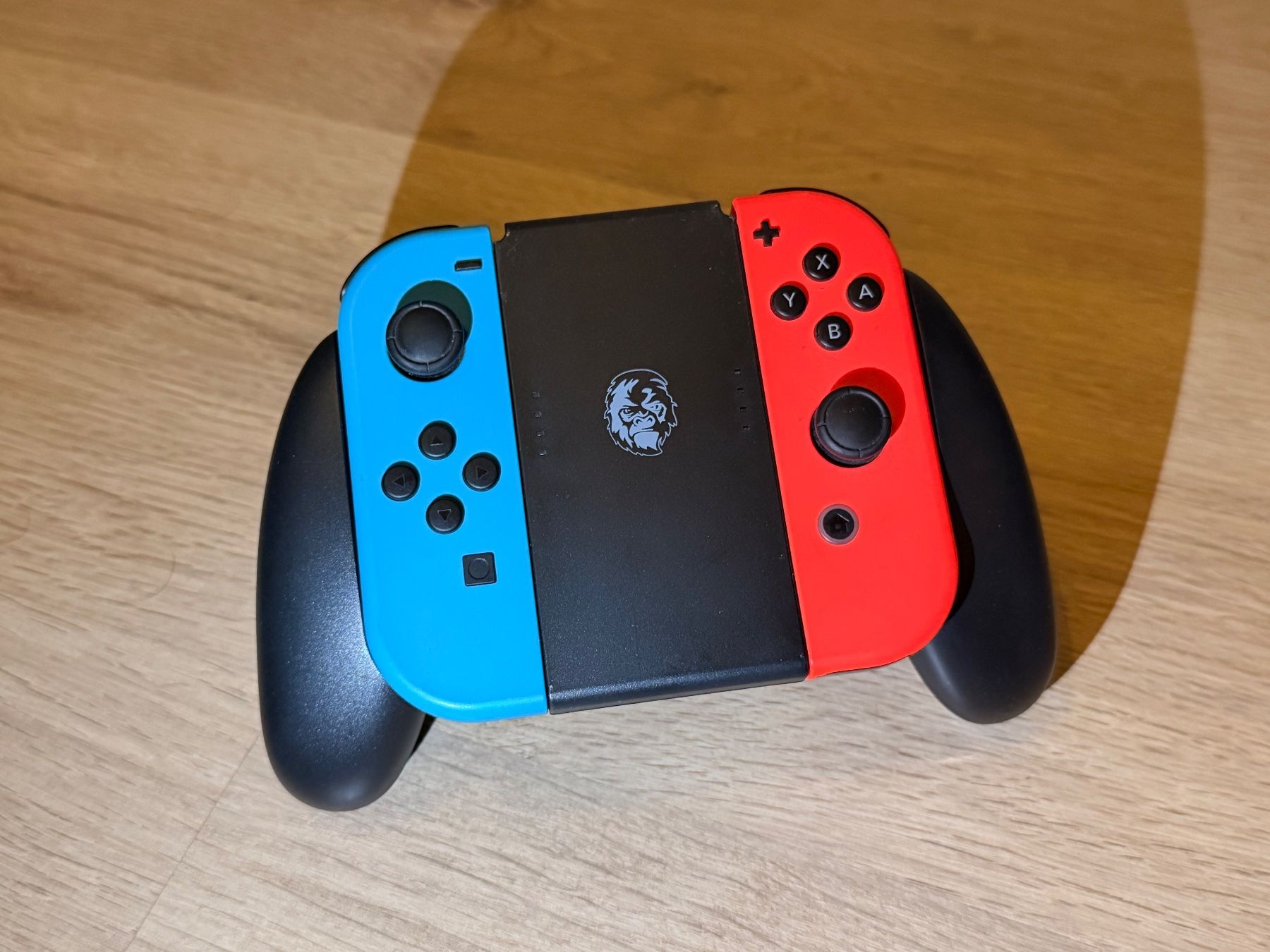 Nintendo Consoles: Nintendo Switch 1 inkl. Joy-Con/Ladekabel/Controller/Station – D'occasion à Olten par Teko7 3