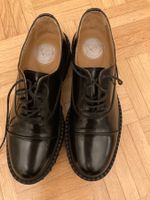 Schwarze Leder Halbschuhen Passo per Passo