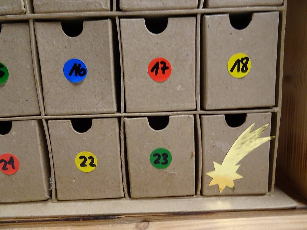 Calendari: Advents-Kalender – Nuovo e nell'imballaggio originale da Buchs SG venduto da Aominchric 2