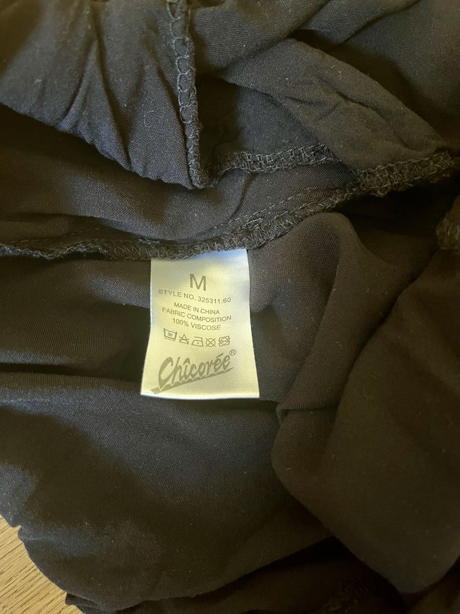 Pantaloni: Shorts, Bermuda, Kurze Hose,  M - schwarz – Usato da Sax venduto da _Kornblume_ 2