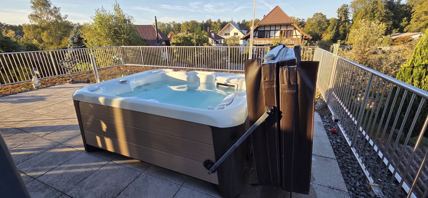 Bains à remous: HotSpring Whirlpool – D'occasion à Oberdiessbach par mik_59zv 2