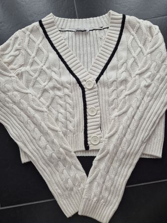 Strickjacke