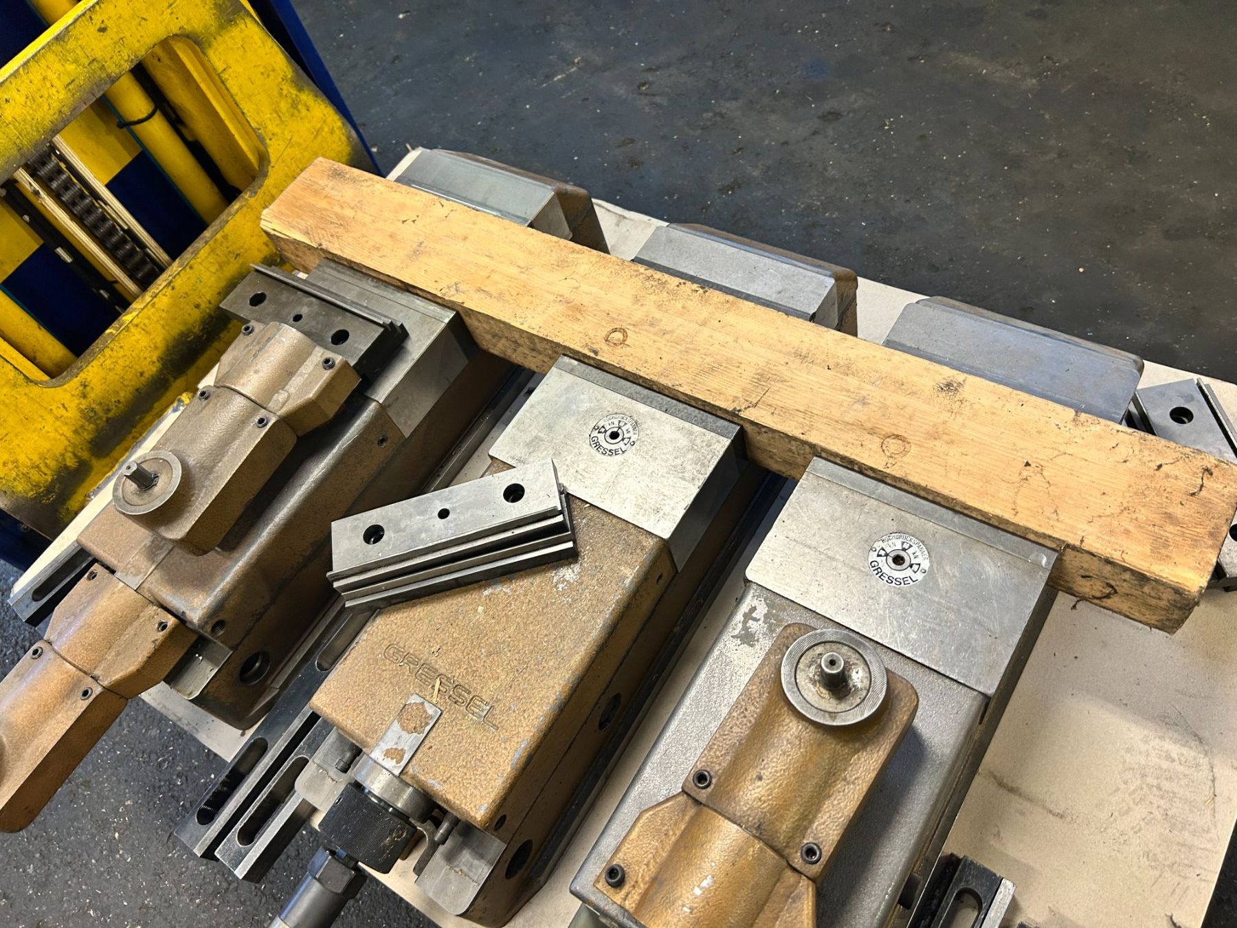 Toutes les machines: Gressel Typ 200 / 3 Hochdruckspanner – D'occasion à Münchenstein par fransch 8