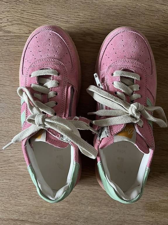 Scarpe per ragazze: Neue Ocra sneaker 32 – Usato da Basel venduto da mos_2xxs 2