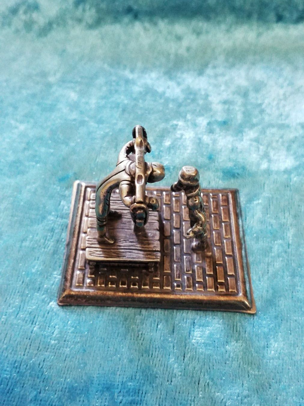 Statuette: Silberminiatur "Mann am Pranger mit Spötter", antik – Usato da Gordola venduto da ale_5wbc 3