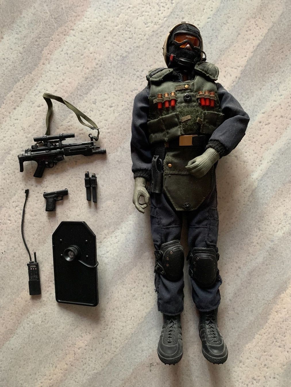 Giocattoli: Figurine GSG-9 - Elite Force – Usato da Vernayaz venduto da Darkfrost 1