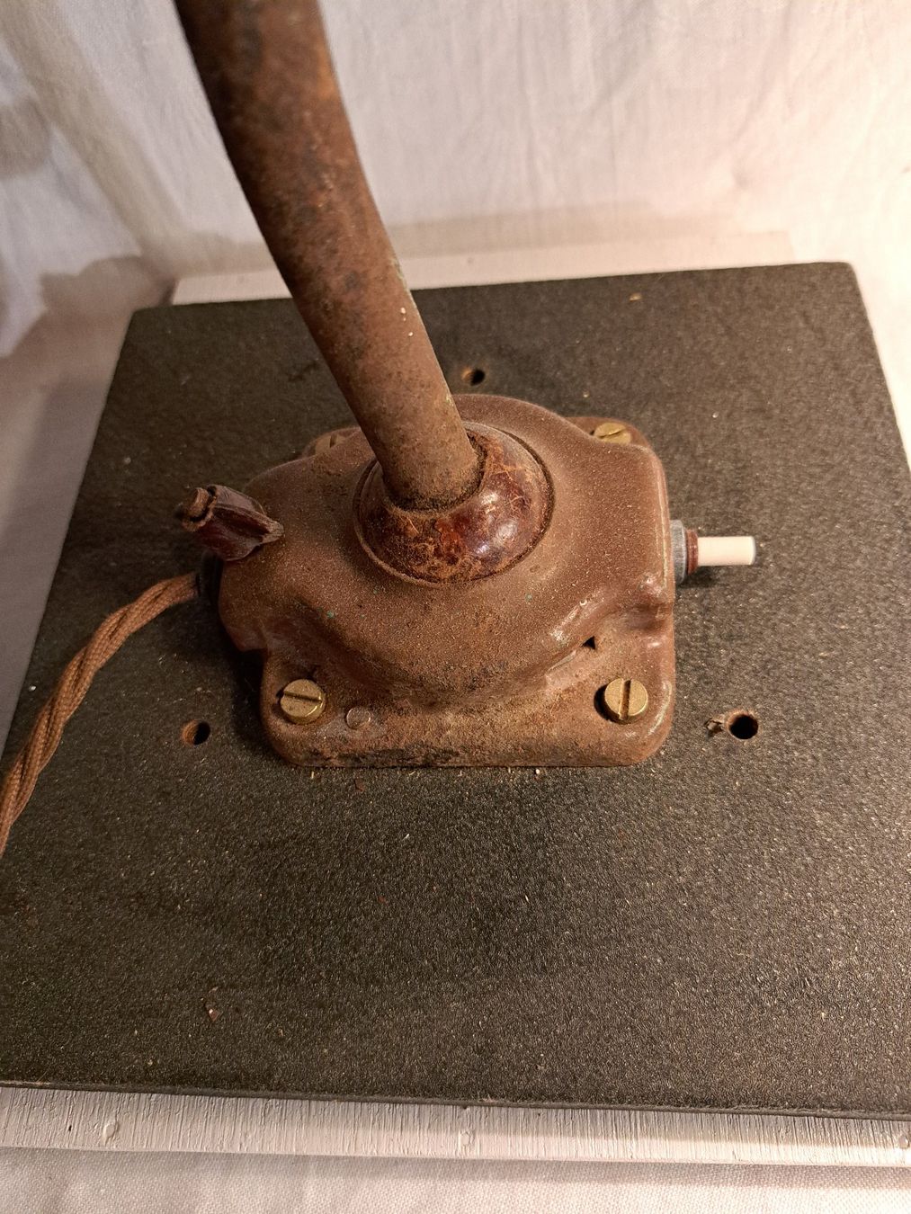 Lampade: ANCIENNE LAMPE D'ATELIER – Usato da couvet venduto da carlin01 2