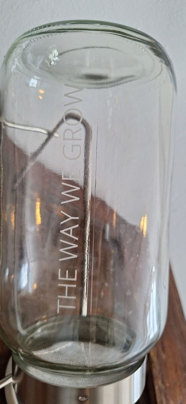 Bicchieri: Grosse Keimgeraete Glas mit Gestell 2 Stck gebraucht – Usato da Rüti ZH venduto da isa_5p2x 4
