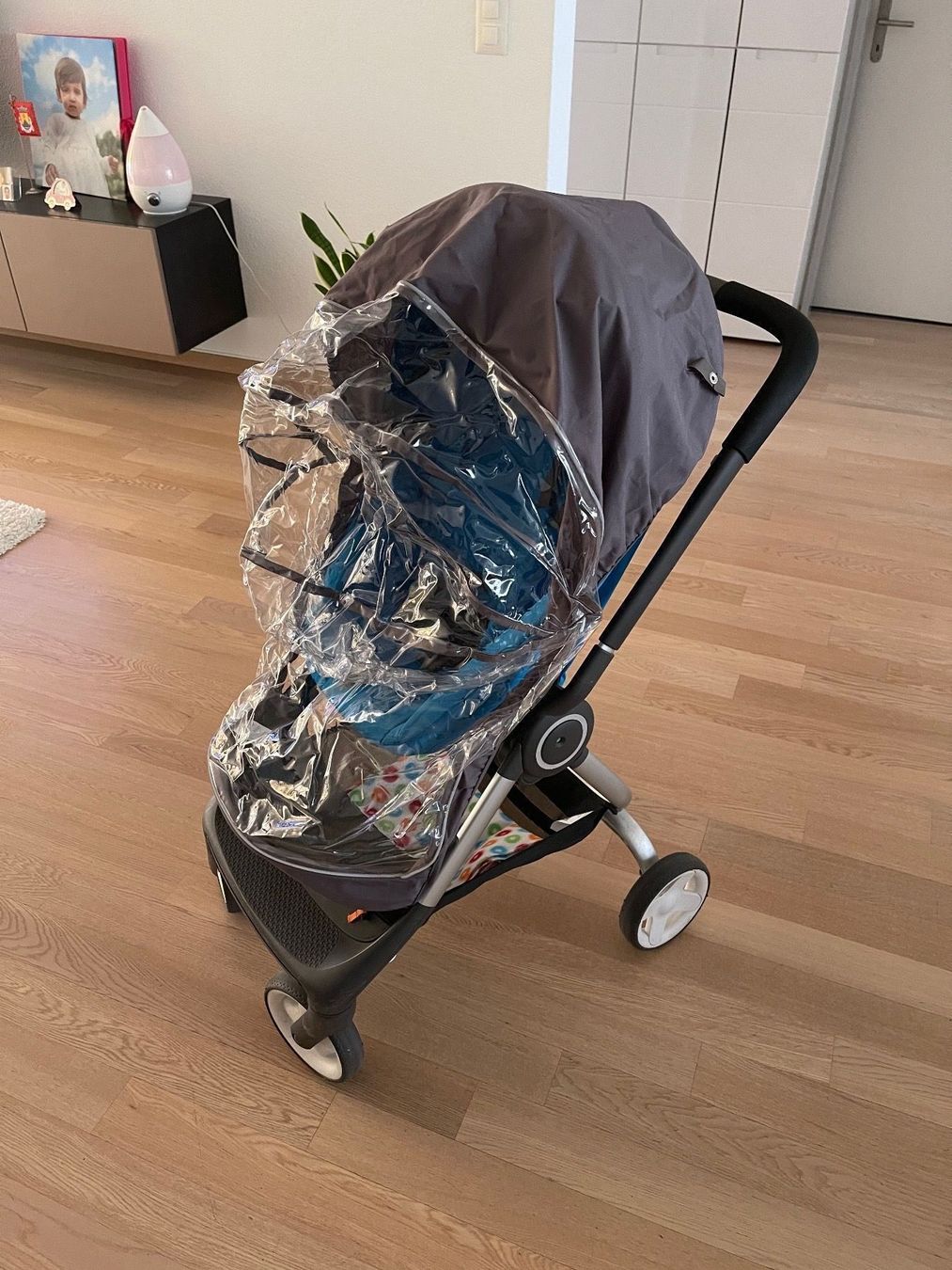 Stokke Carrozzine: Stokke  Kinderwagen – Usato da Rheinfelden venduto da adidas1984 4