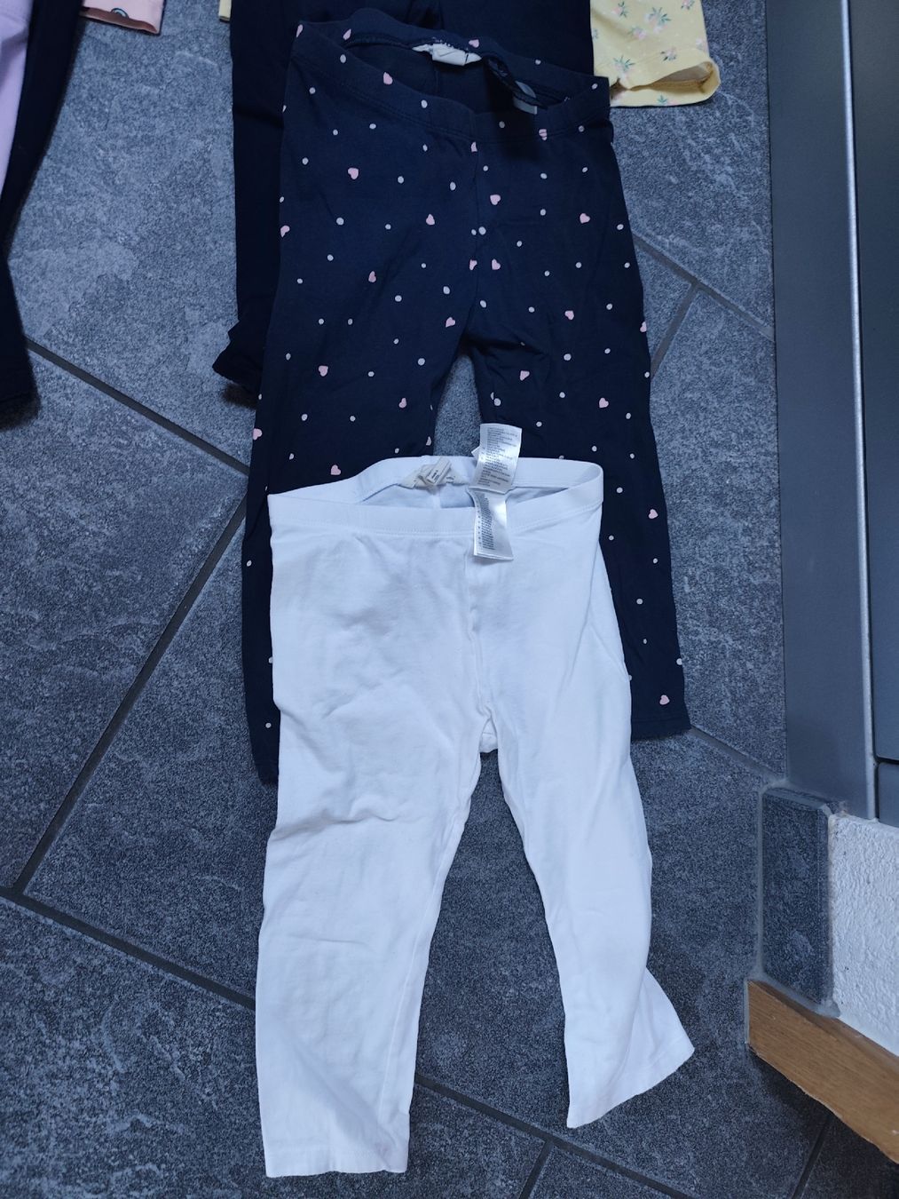 Calze & Collant: Leggins 3/4, GR 122/128, 9 Stk. – Usato da Fulenbach venduto da meje0081 2