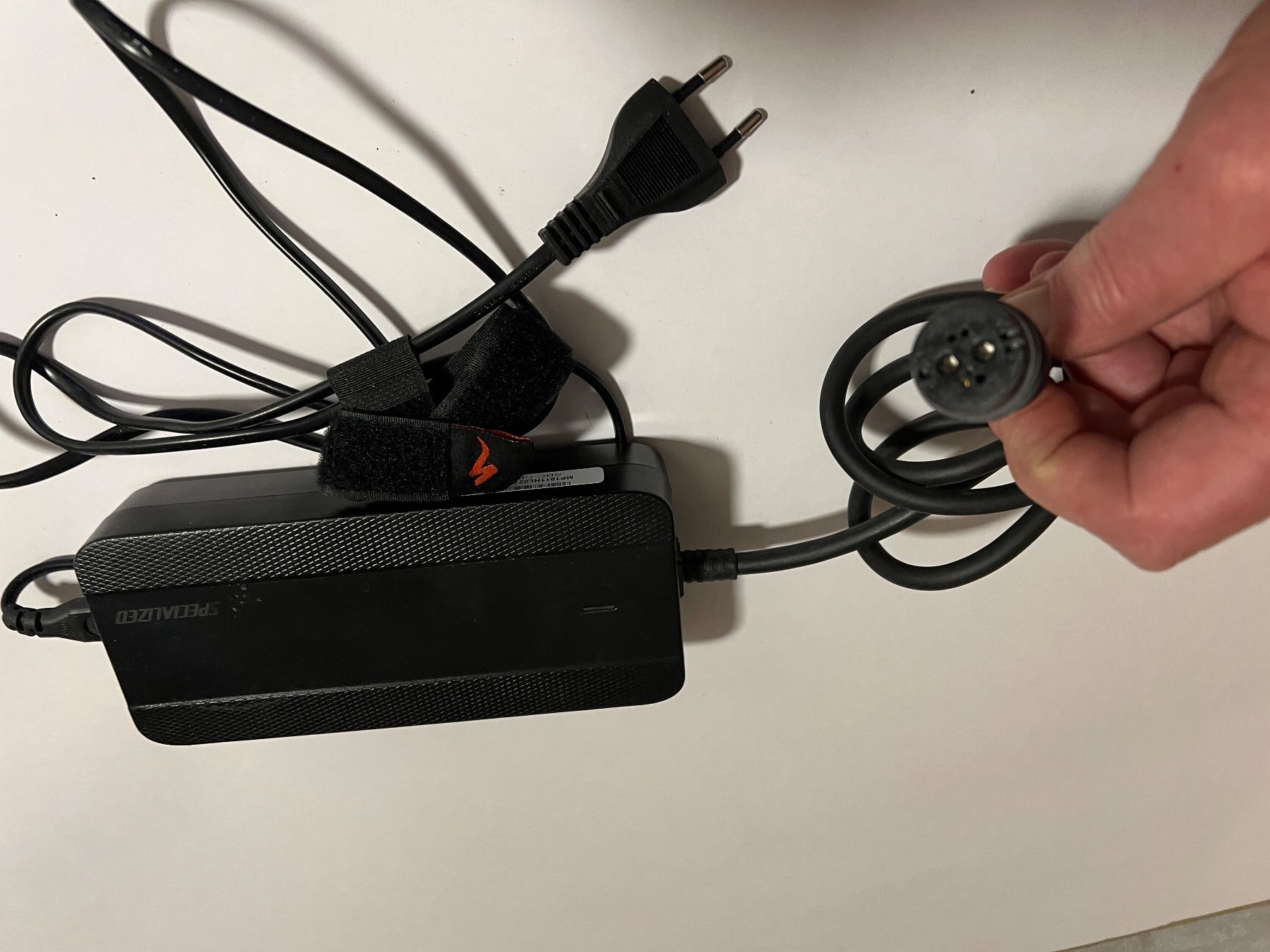 Specialized Chargeurs: Ladegerät für SPECIALIZED Vado – D'occasion à basel par dunia66 1