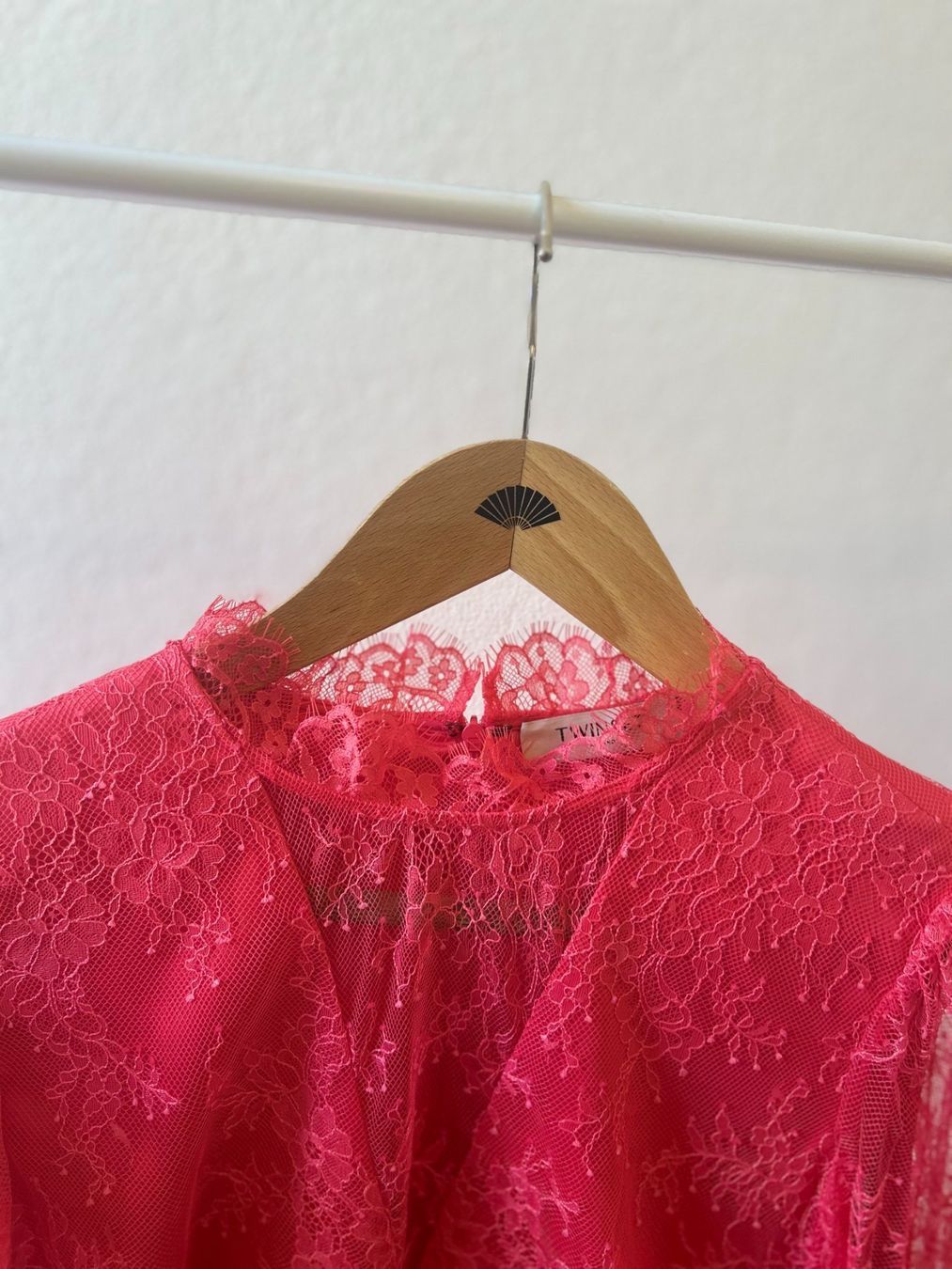 Twinset Vestiti: Robe rose en dentelle Twinset IT42 – Nuovo (secondo la descrizione) da Biel-Bienne venduto da sarahthierry 3