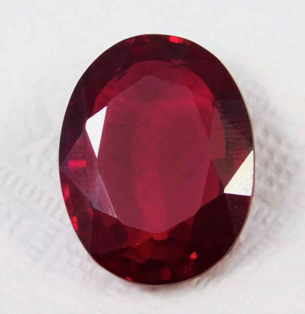 Pietre preziose: Certified 43.40 Ct – Nuovo e nell'imballaggio originale da Genève venduto da AWWA 1